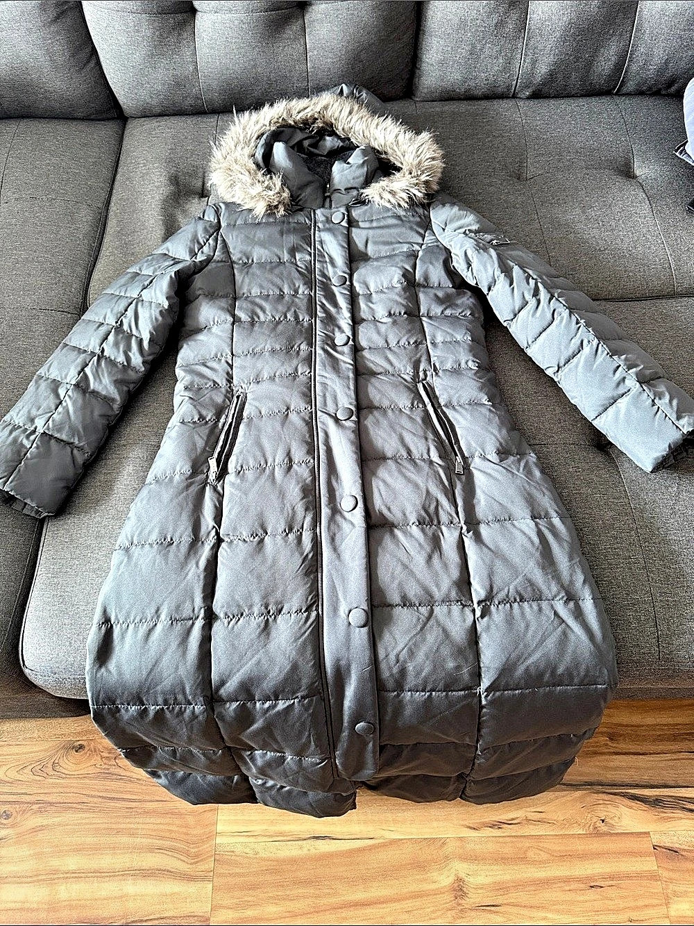 DKNY Long Hooded Puffer Coat with Faux Fur Trim Gray Size Small